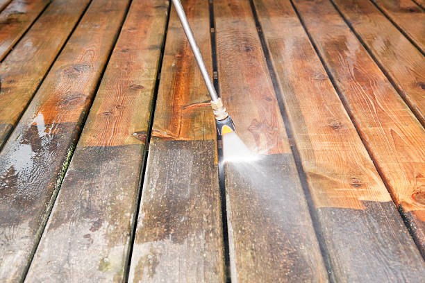 Best Pool Deck Cleaning  in Thompsonville, PA